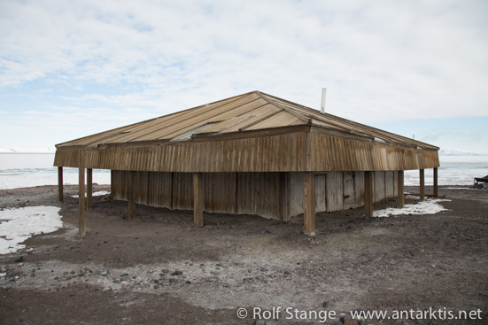 Discovery Hut, Hut Point