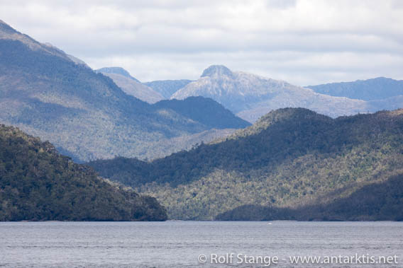 Canal Pulluche - Archipelago de los Chonos - 31 March 2018